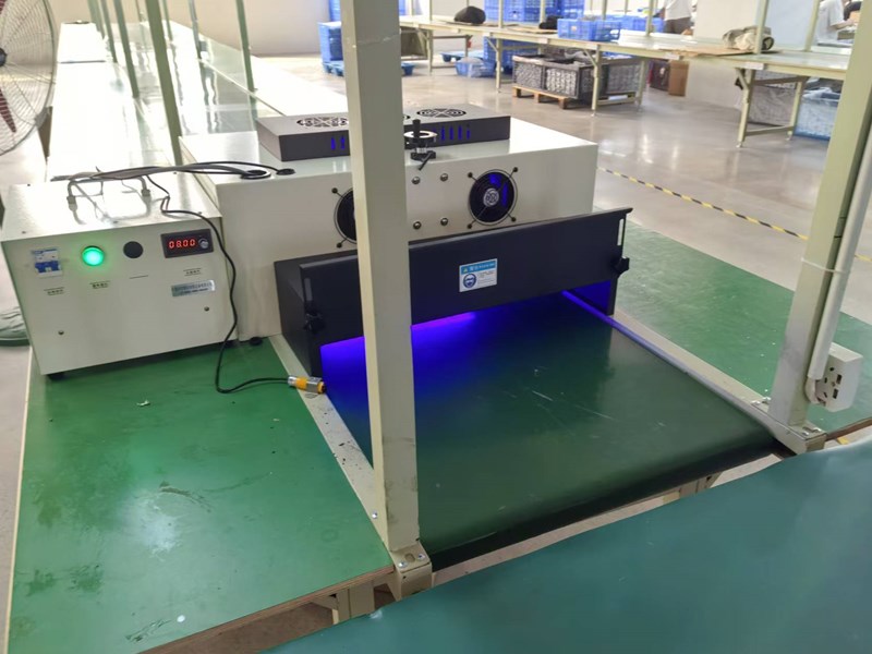 11月14日 分体式LED UV固化机 成功交付佛山应急照明行业客户